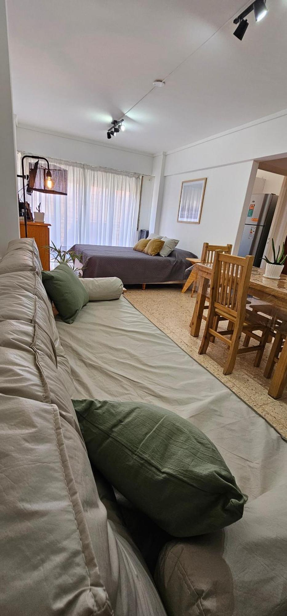 Depto Monoambiente En - Frente A Playa Varese -balcon Contrafrente Apartment Mar del Plata