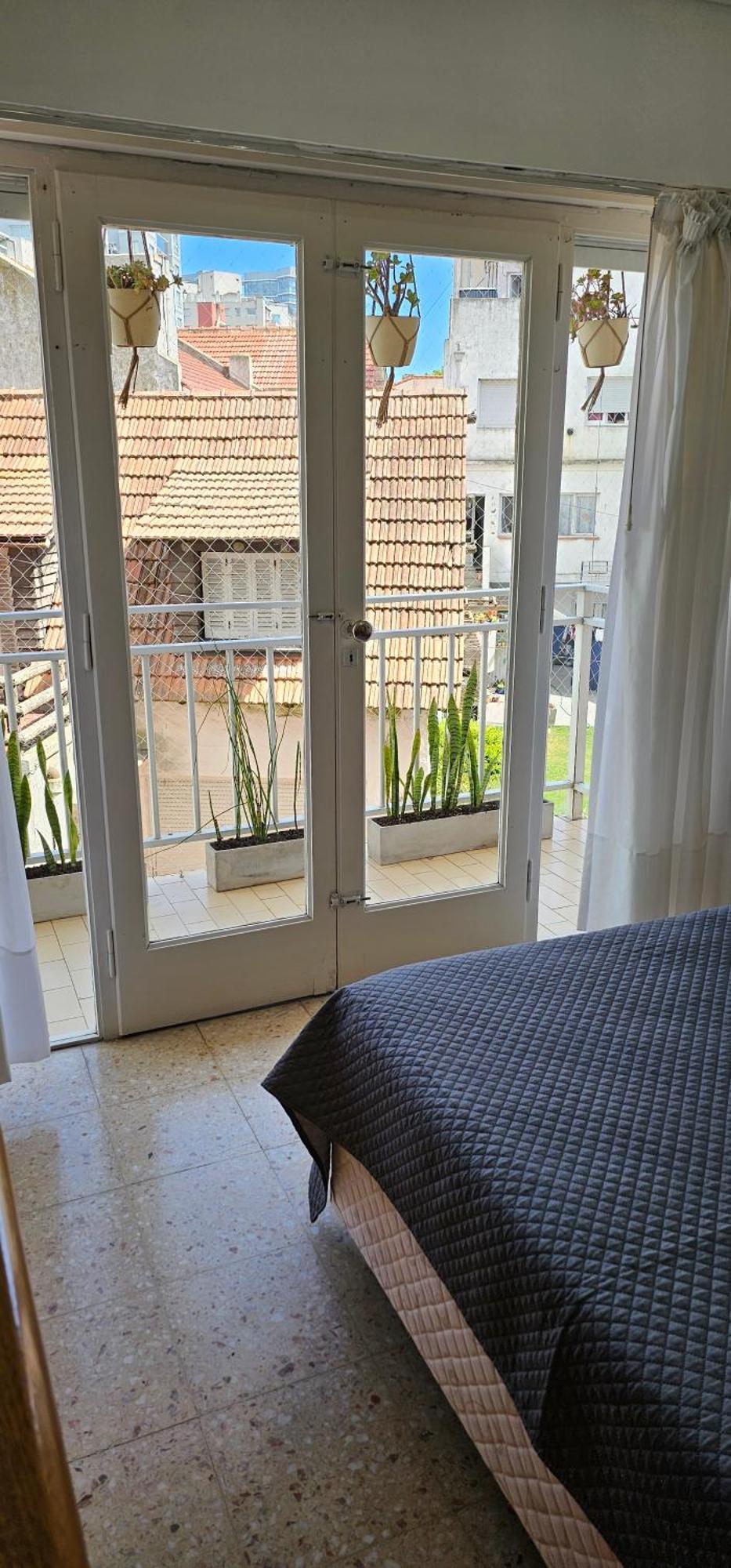 Depto Monoambiente En - Frente A Playa Varese -balcon Contrafrente Apartment Mar del Plata