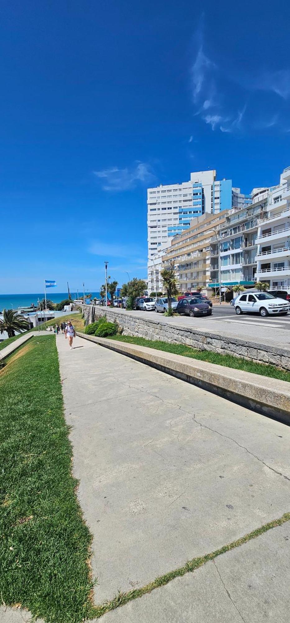 Depto Monoambiente En - Frente A Playa Varese -balcon Contrafrente * Mar del Plata